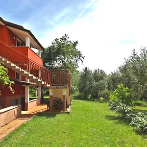 Zita With 1 Bedroom In Relaxing Surroundings Near Appartamento Umago