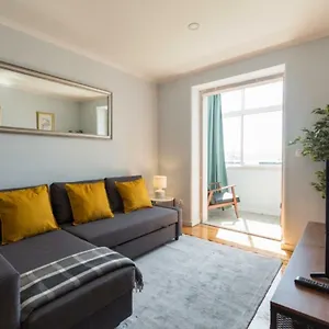 Ola - Lapa I Apartamento Lisboa